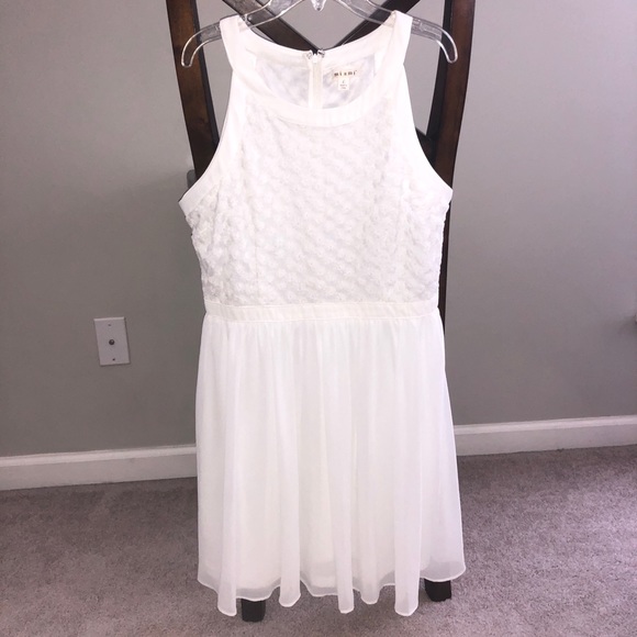 Francesca's Collections Dresses & Skirts - FRANCESCA’S white dress